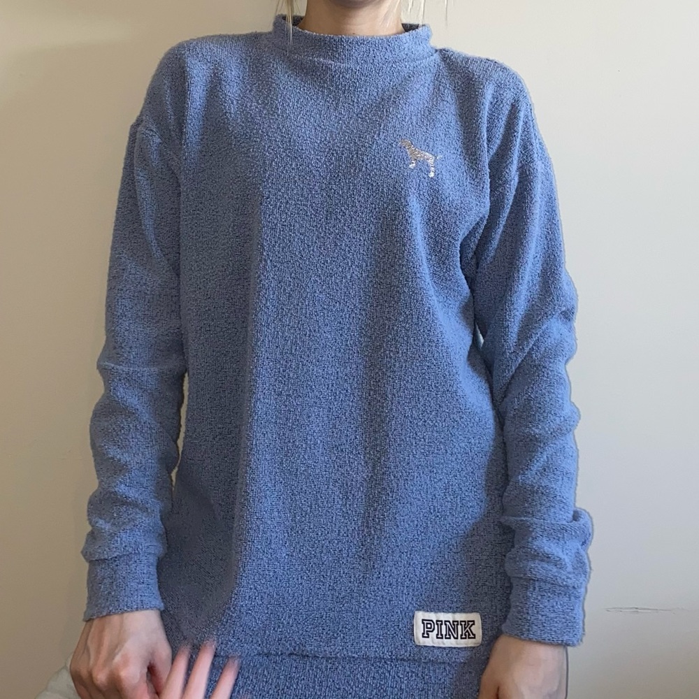 Victoria Secret Pullover